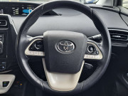 トヨタ プリウスPHV