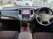 トヨタ クラウン