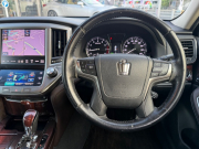 トヨタ クラウン