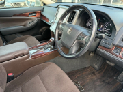 トヨタ クラウン