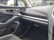 スバル インプレッサG4