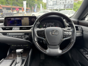 レクサス ES300h