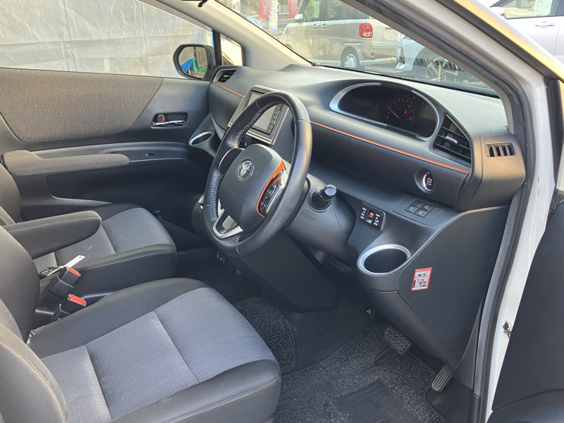 トヨタ シエンタ