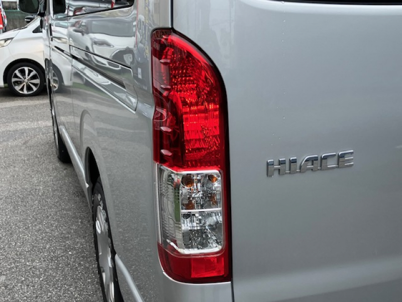 トヨタ ハイエース