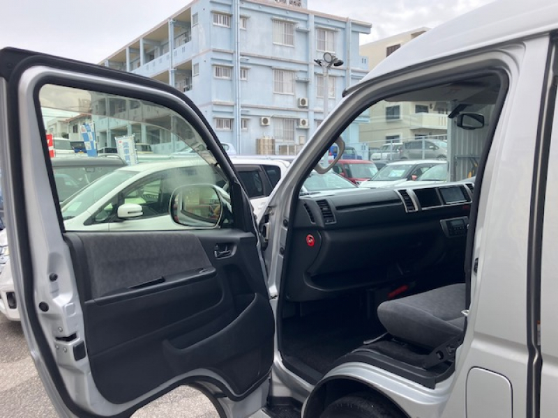 トヨタ ハイエース