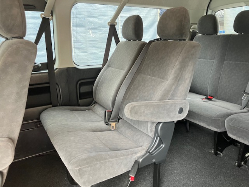 トヨタ ハイエース