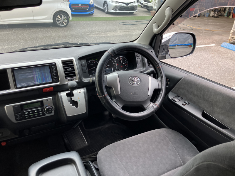 トヨタ ハイエース