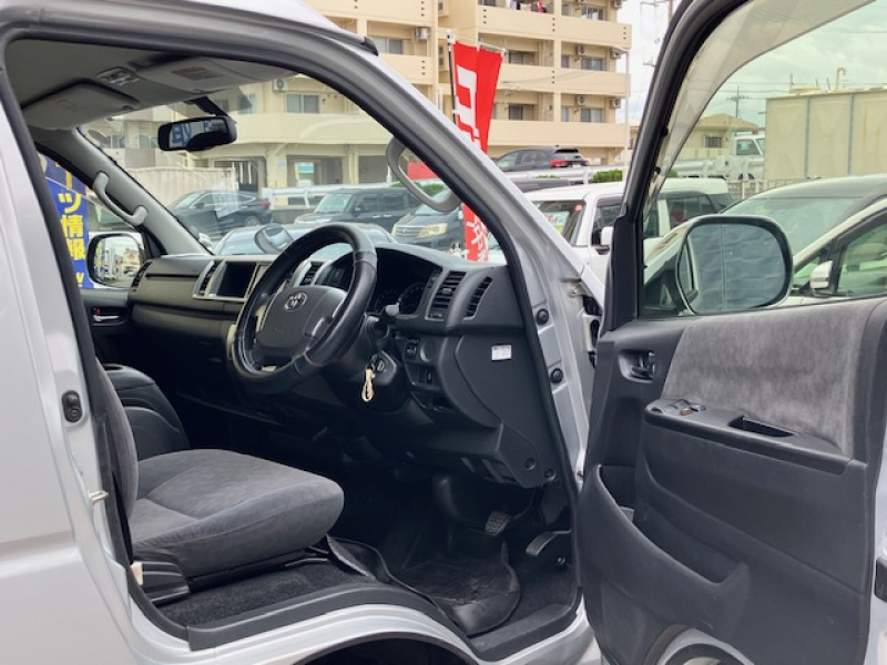 トヨタ ハイエース