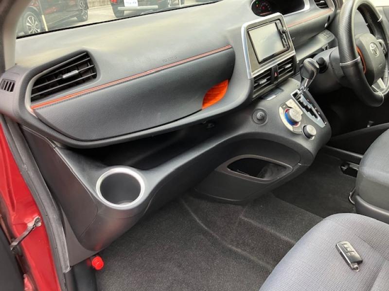 トヨタ シエンタ