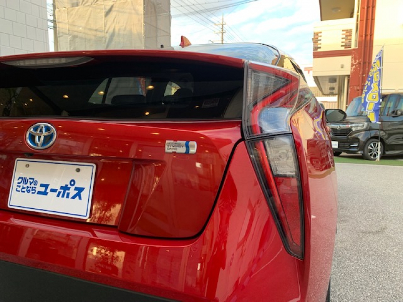 トヨタ プリウス