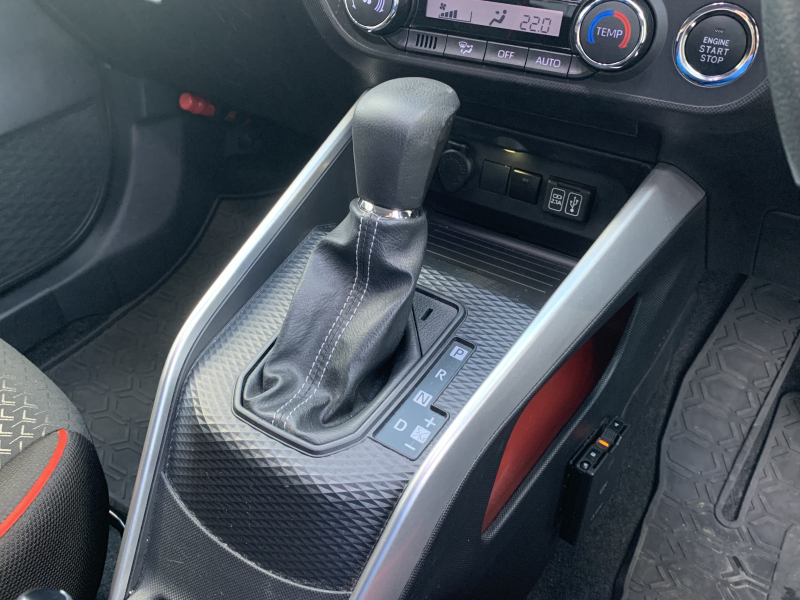 ダイハツ ロッキー