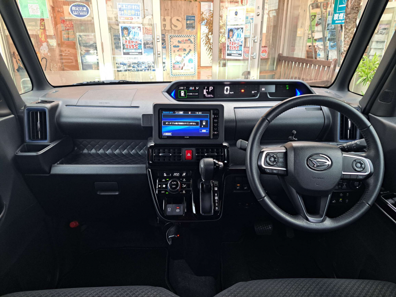 ダイハツ タントカスタム