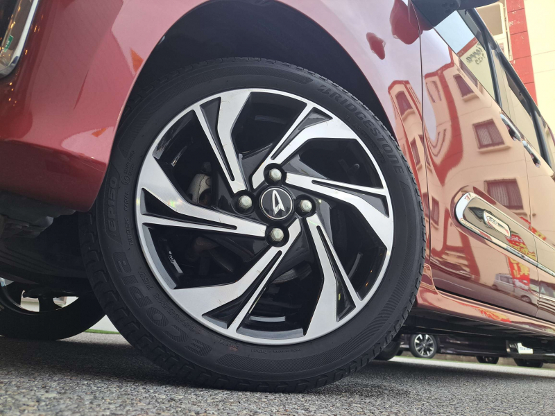 ダイハツ タントカスタム