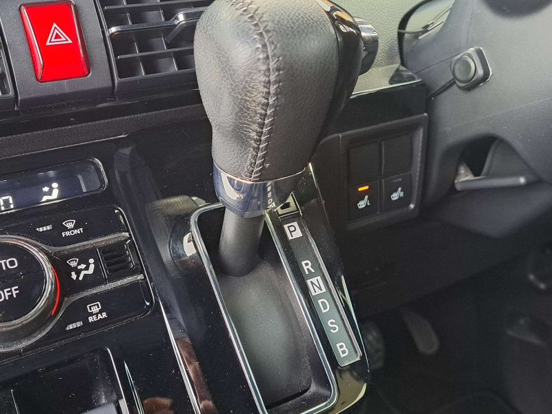 ダイハツ タントカスタム