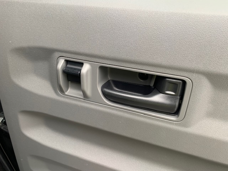 ダイハツ タフト