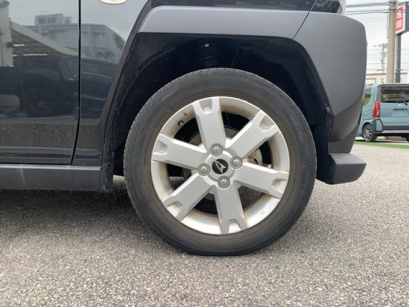 ダイハツ タフト