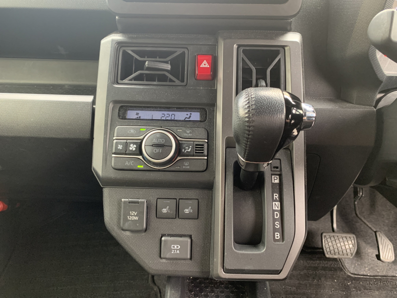 ダイハツ タフト