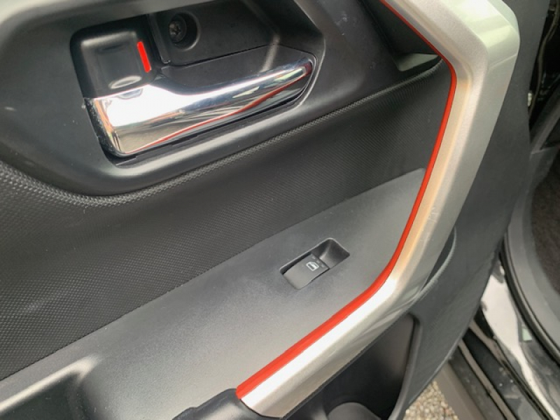 ダイハツ ロッキー