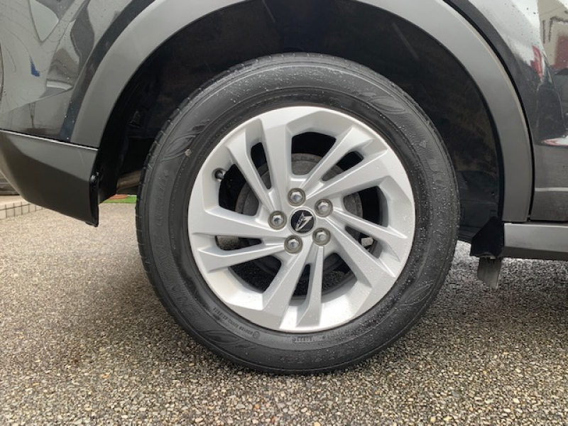 ダイハツ ロッキー