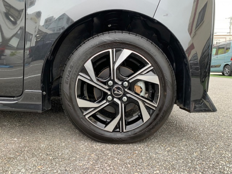 ダイハツ タントカスタム