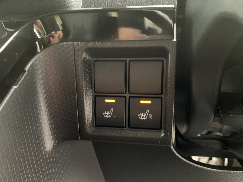 ダイハツ タントカスタム