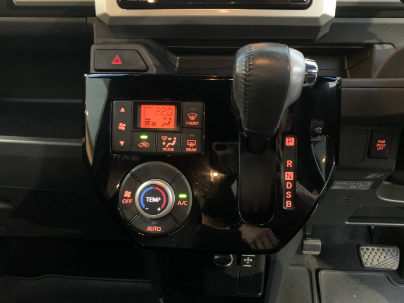 ダイハツ ウエイク