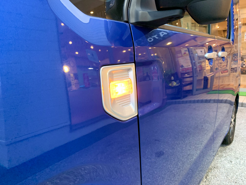 ダイハツ ウエイク