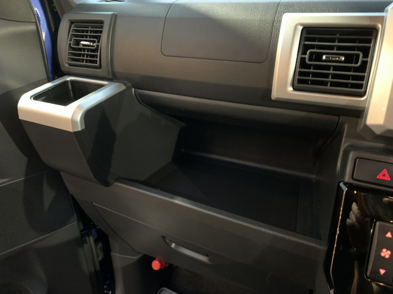 ダイハツ ウエイク