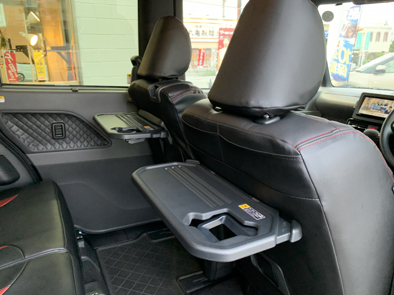 ダイハツ タントカスタム