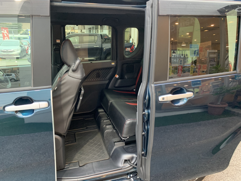 ダイハツ タントカスタム