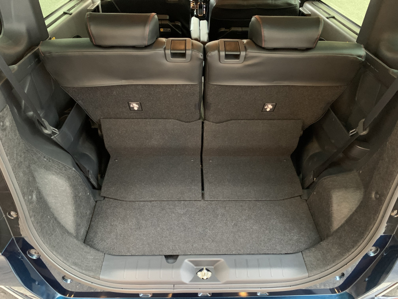 ダイハツ タントカスタム