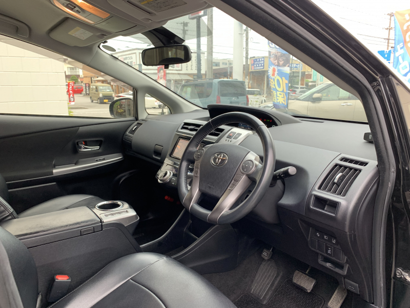 トヨタ プリウスα