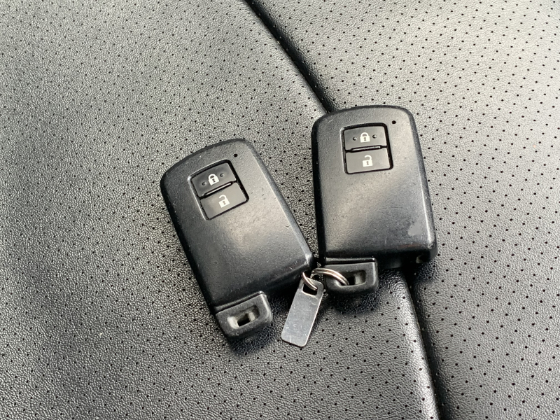 トヨタ プリウスα