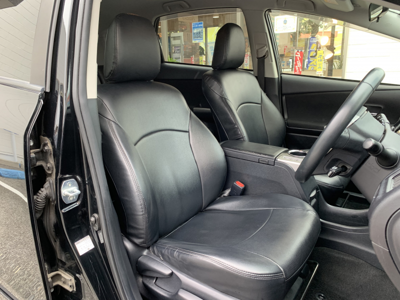 トヨタ プリウスα