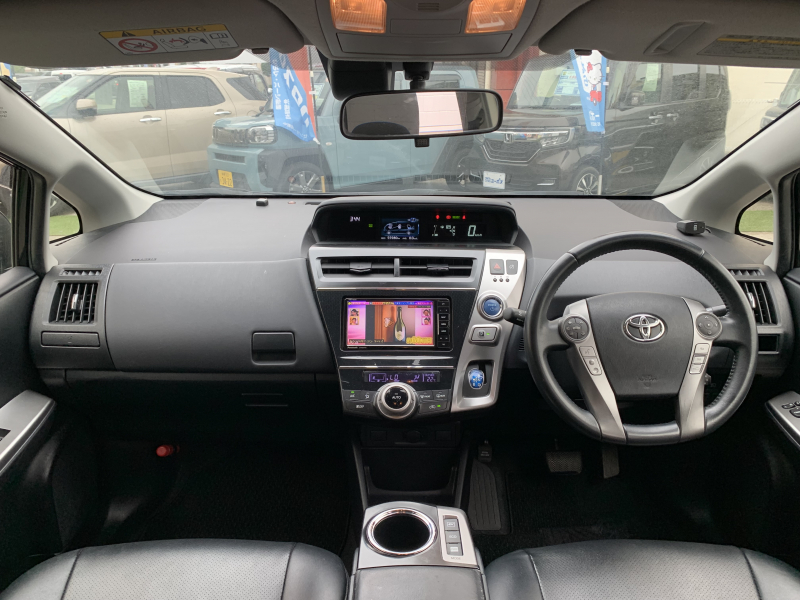 トヨタ プリウスα