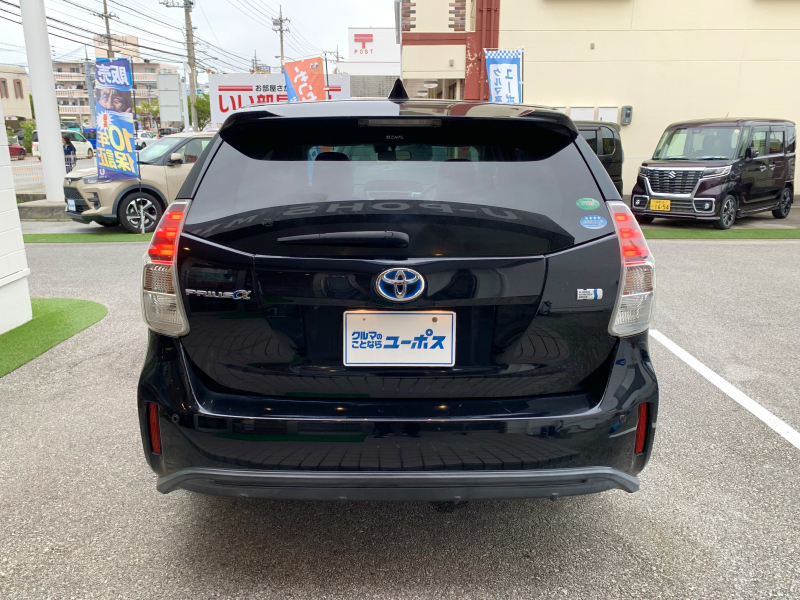 トヨタ プリウスα