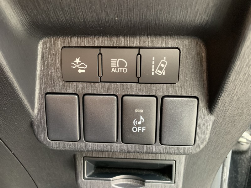 トヨタ プリウスα