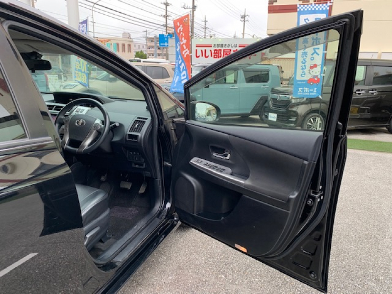 トヨタ プリウスα