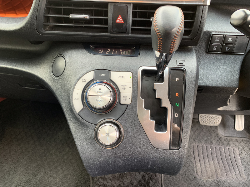 トヨタ シエンタ