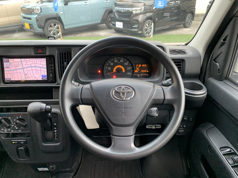 トヨタ ピクシスバン