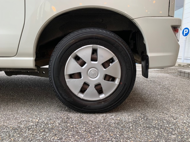 トヨタ ピクシスバン