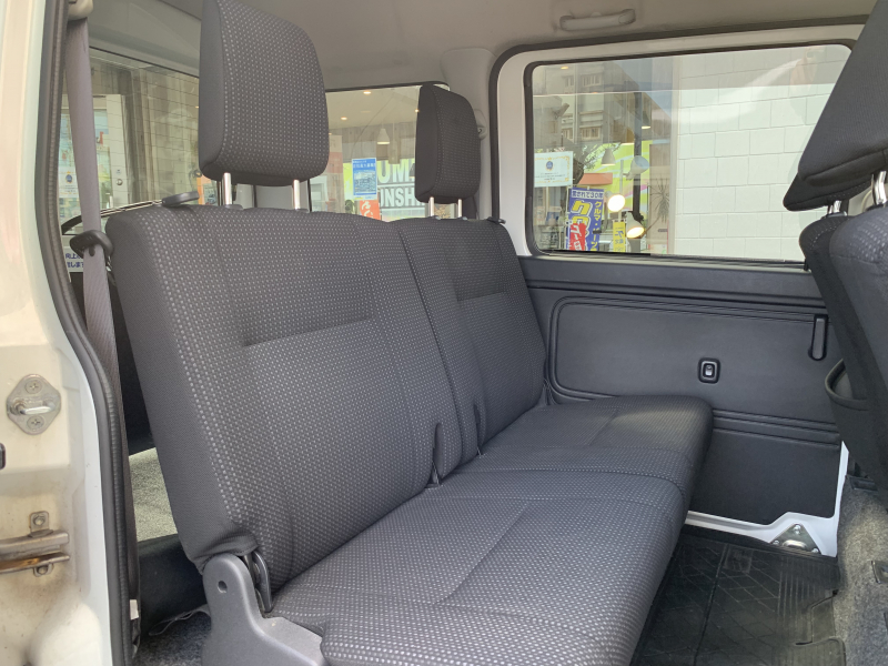 トヨタ ピクシスバン