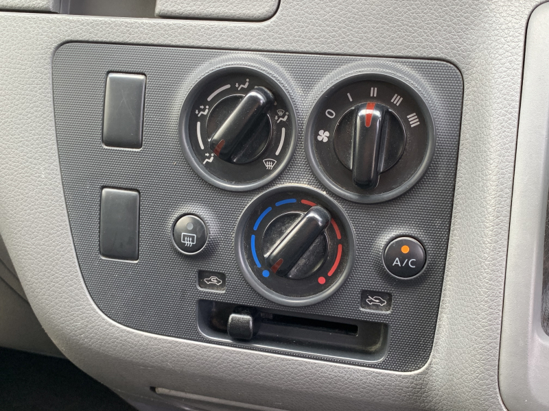 日産 NV350キャラバン