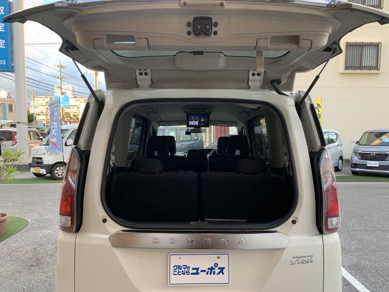 日産 セレナ