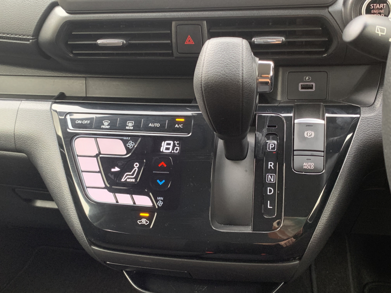 日産 デイズ