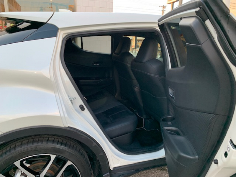 トヨタ C-HR