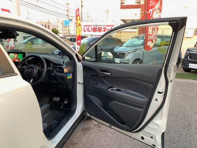 トヨタ C-HR