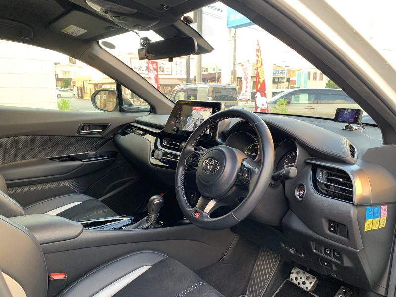トヨタ C-HR