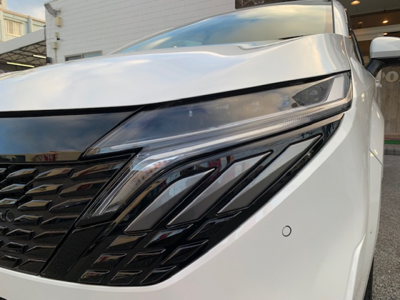 日産 オーラ