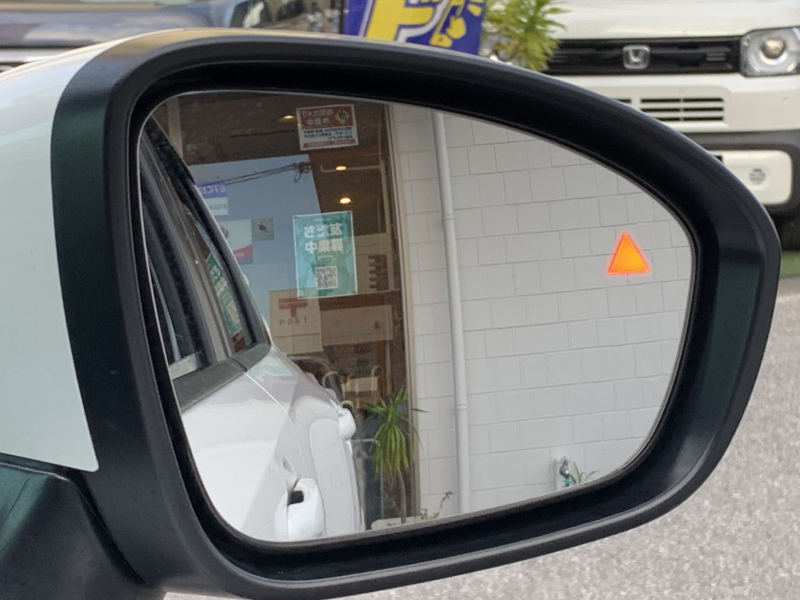 日産 オーラ